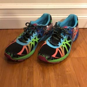 Asics Gel-Noosa Tri 9